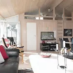 Lovely In With Sauna 펜션