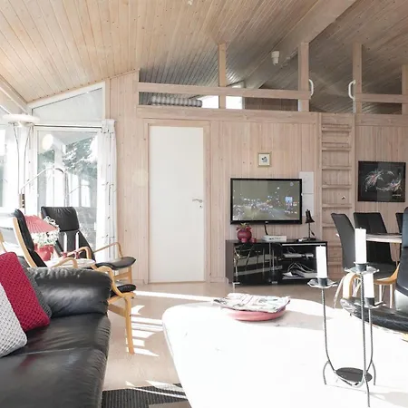 Amazing In With Wifi Holiday home
