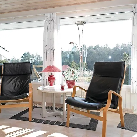 Lovely In With Sauna 펜션 Saltum